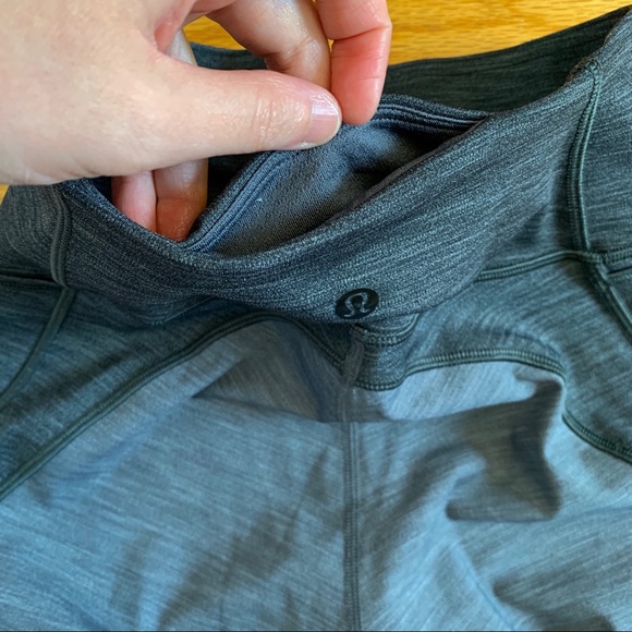Like-new! Lululemon Athletica Leggings - Picture 7 of 7